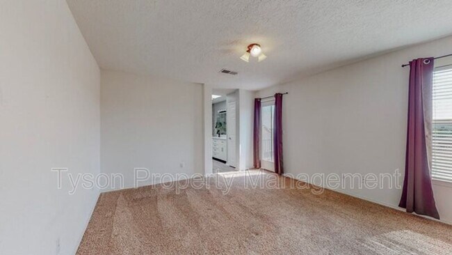Building Photo - 8705 Silvercrest Ct NW