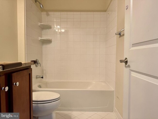 Building Photo - 5715 Rosanna Pl