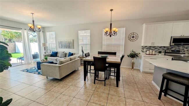 Building Photo - 2212 Stone Lake Ct