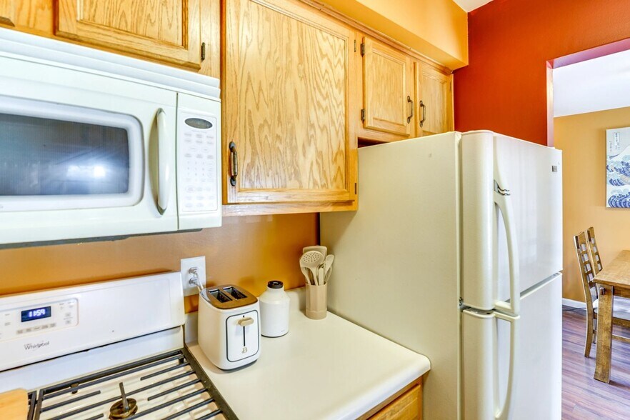 Building Photo - 8941 Shawn Dr