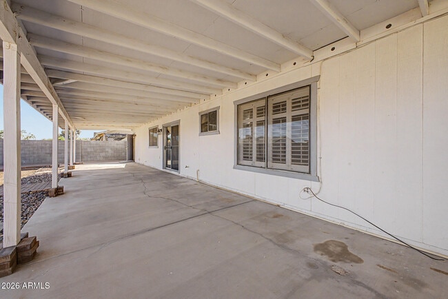 Building Photo - 1455 W Mohawk Ln