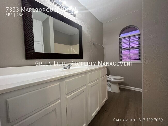 Building Photo - 7333 Marlborough Dr W