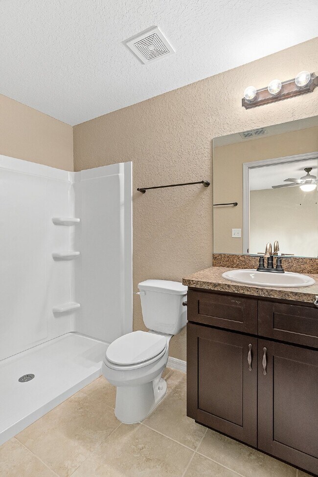 Building Photo - Beautiful Brand new 3 Bd/2 bath Home in Ma...