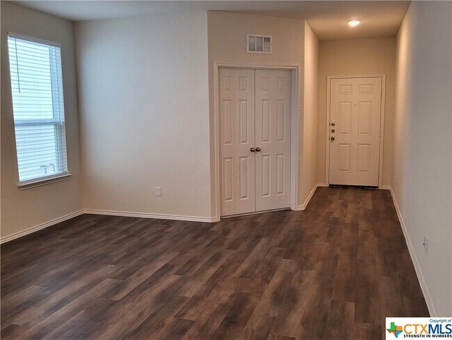 Building Photo - 428 Sand Cherry