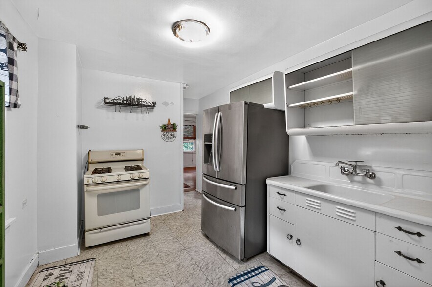 Building Photo - 3016 Grayson Ave