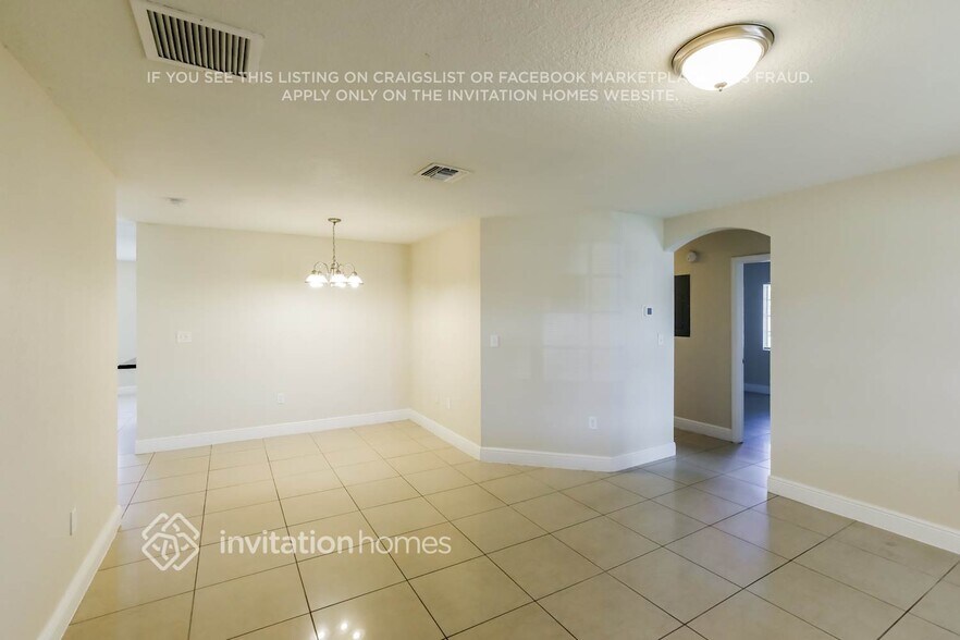 Building Photo - 13403 SW 261st Ln