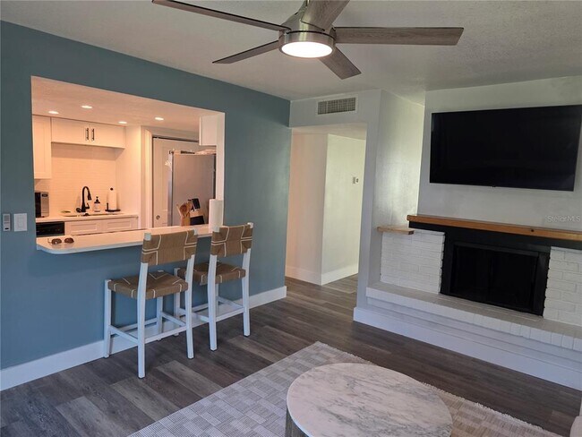 Building Photo - 1 Windrush Blvd