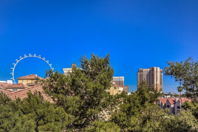 Building Photo - 260 E Flamingo Rd