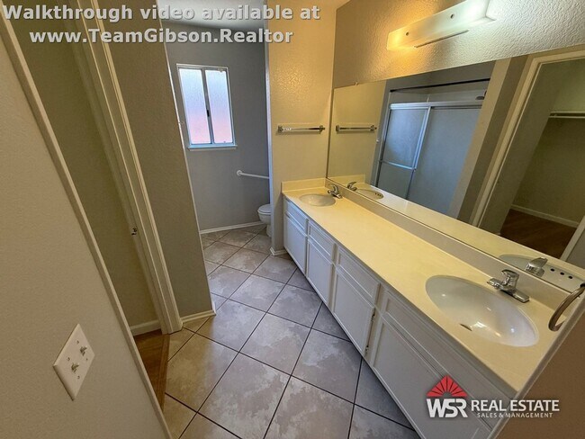 Building Photo - 13584 Searson Dr