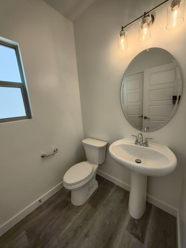 Building Photo - Brand New - 4 Br 2.5 Ba 2 Car Garage - Shaded Patio+++