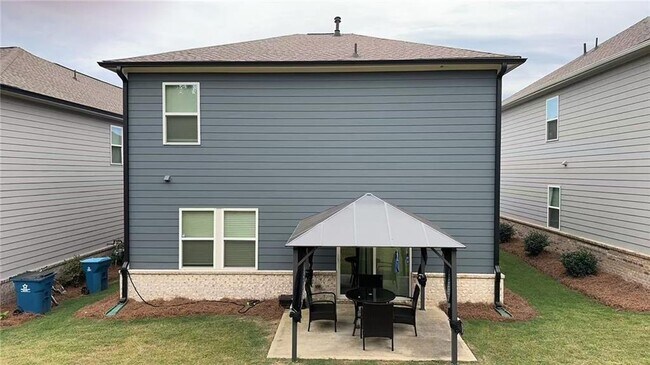 Building Photo - 4657 Waxwing St