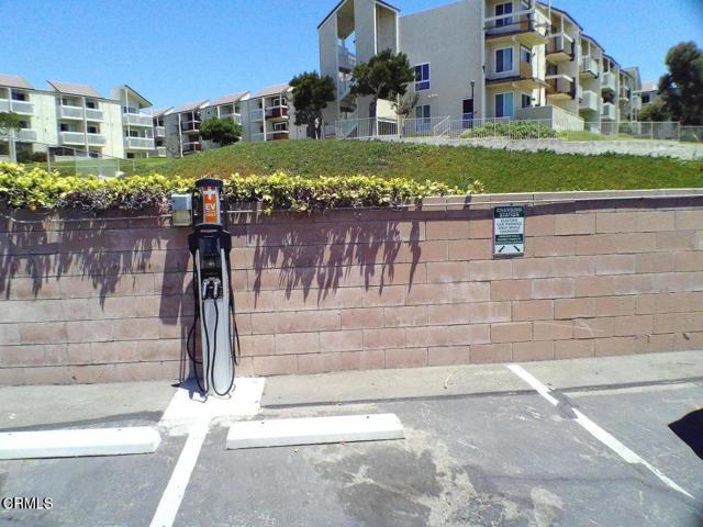 Building Photo - 222 E Surfside Dr