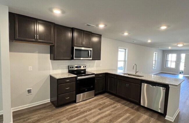 Building Photo - 27982 Chalmers Cir