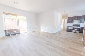 Building Photo - 3 Bed 2 Bath for rent
