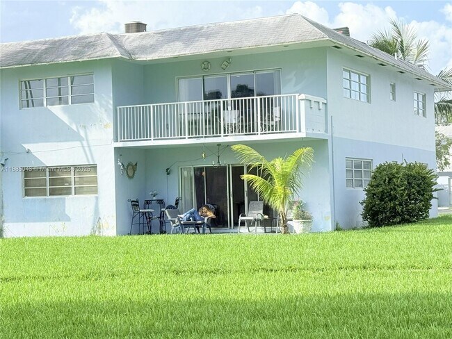 Building Photo - 7580 SW 82nd St