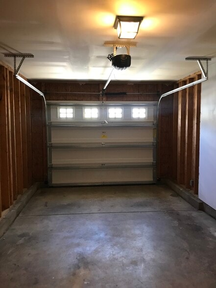 Garage - 1217 Copperstone Way