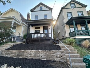 Building Photo - CLIFTON - Adorable upper floors of 2 family