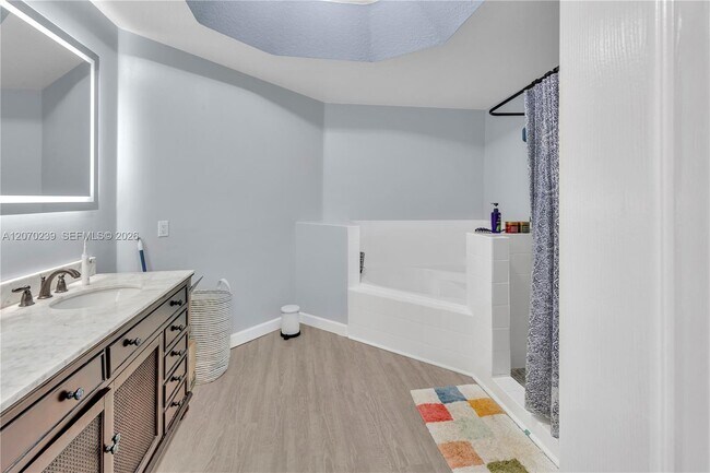 Building Photo - 11369 NW 73rd Terrace