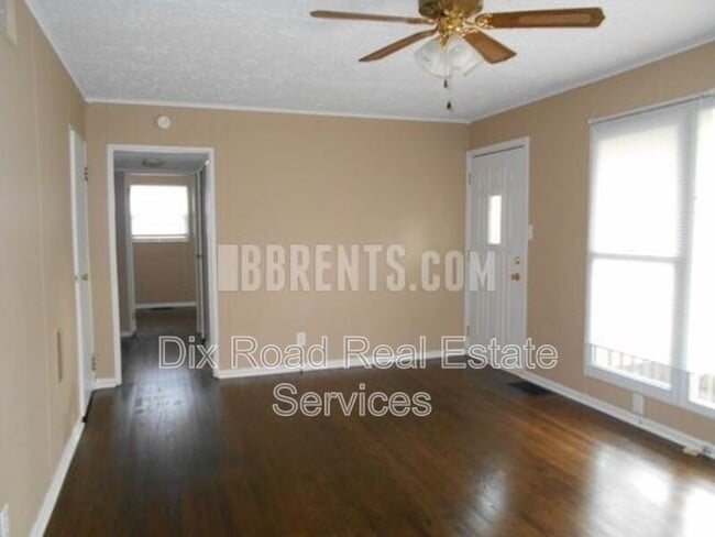 Building Photo - 912 Sorg Pl