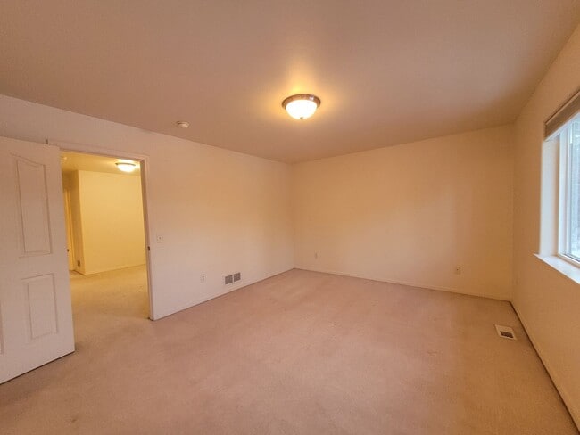 Building Photo - 7078 Fairweather Park Loop