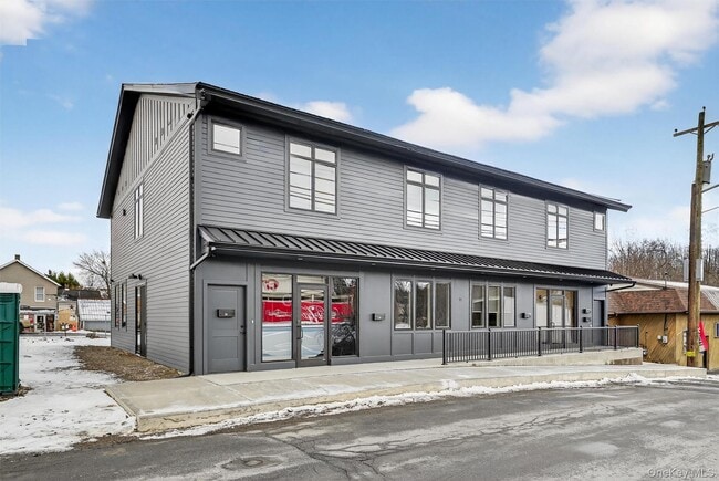 Building Photo - 19 Welling Pl