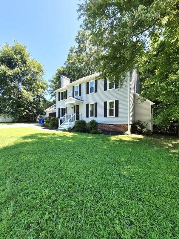 Building Photo - 9019 Double Tree Ln