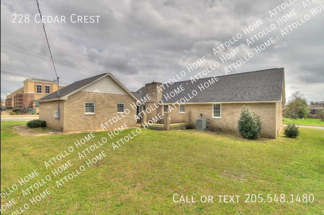 Building Photo - 228 Cedar Crest