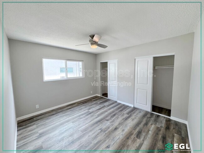 Building Photo - 1006 N Orange Grove Ave