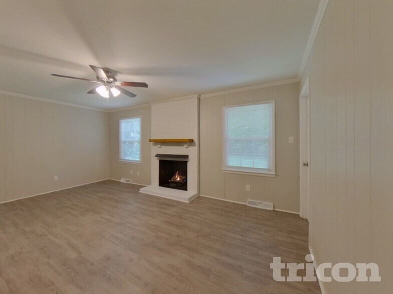 Building Photo - 3410 Denson Pl