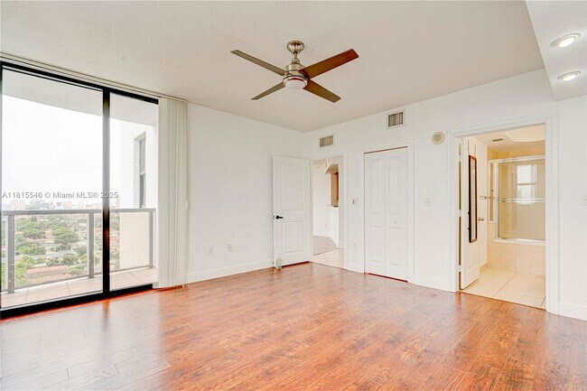Building Photo - 2301 SW 27th Ave
