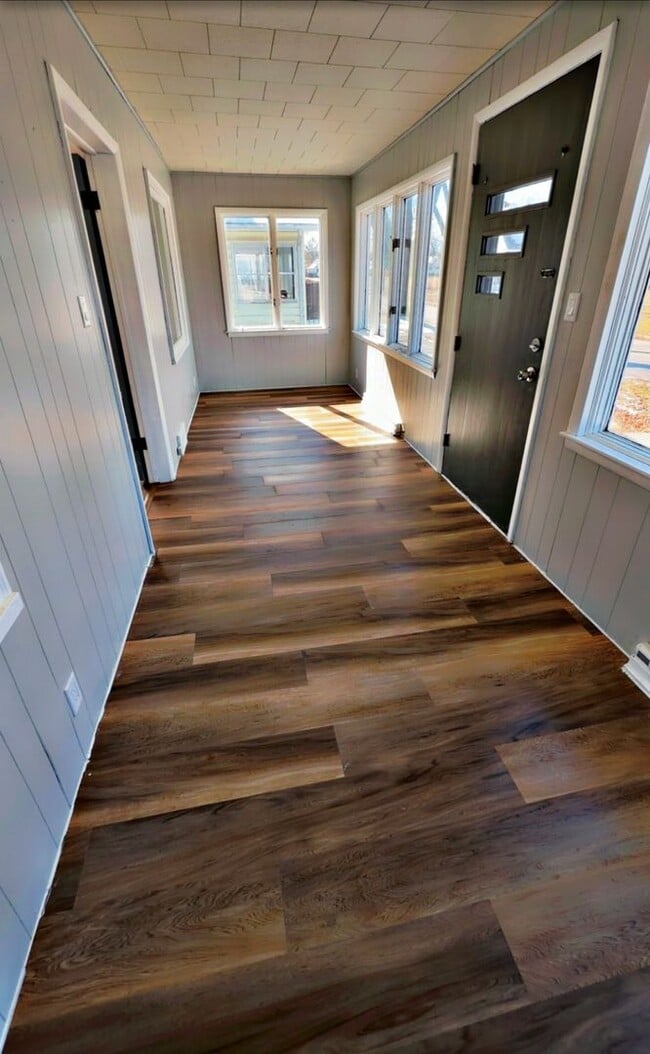 Building Photo - Charming Newly Renovated 3-Bedroom Rental with Garage & Basement