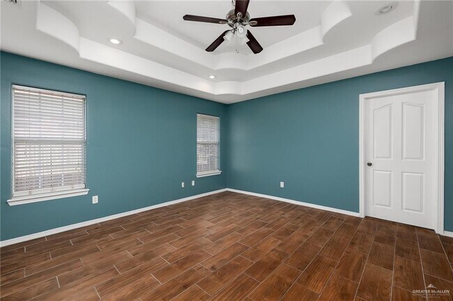 Building Photo - 11 San Marcos Ave