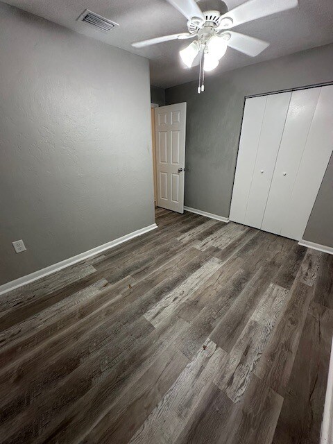 Building Photo - 7209 SW 45th Pl