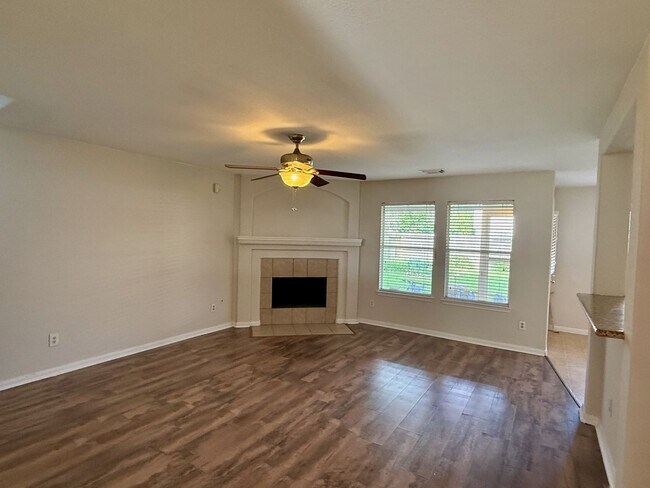 Building Photo - 21315 Bella Mountain Dr