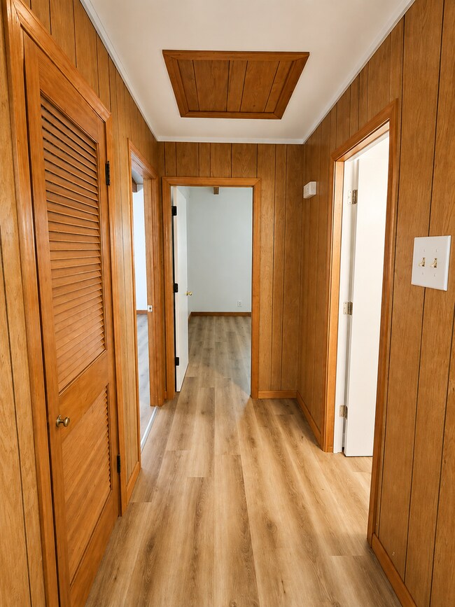 Building Photo - 205 Audubon Dr