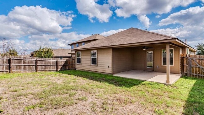 Building Photo - 141 Linden Ln