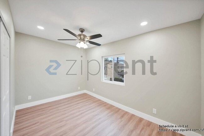 Building Photo - 1617 W 24th St