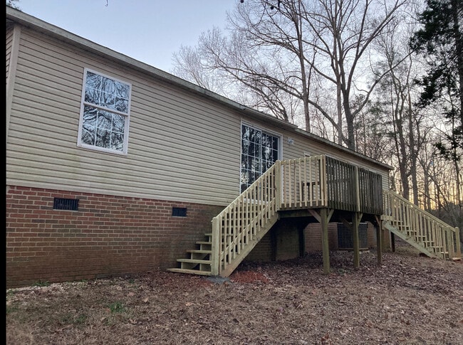 Building Photo - 347 State Rd S