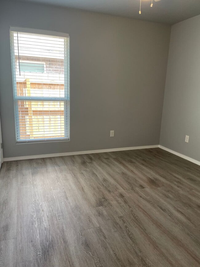 Building Photo - 1303 N. Colton- HW - FOR SALE