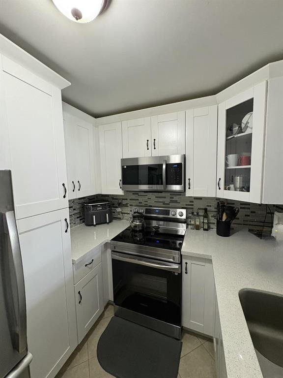 Building Photo - 4279 NW 89th Ave