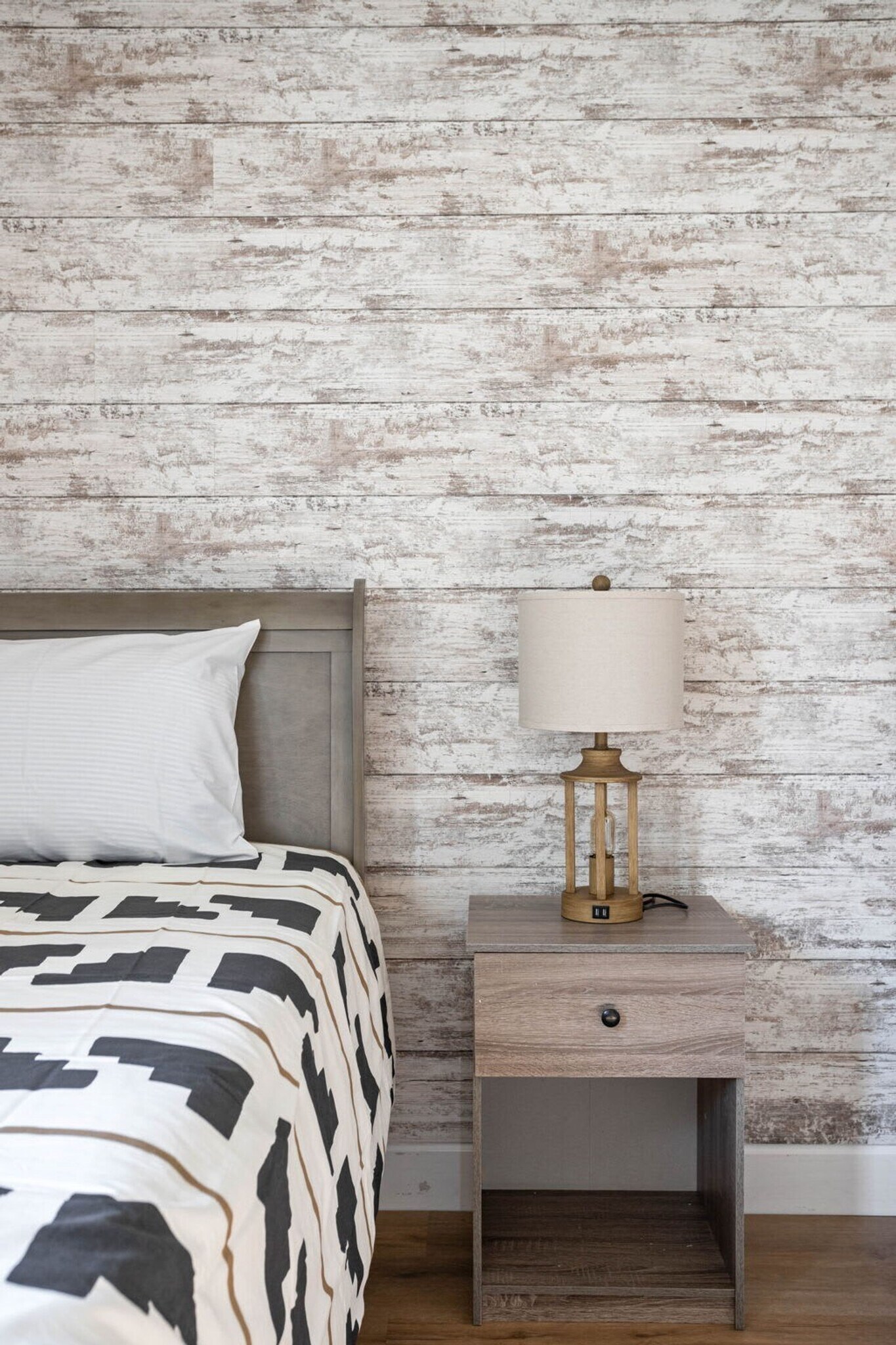 Building Photo - 3202 Grandview Way