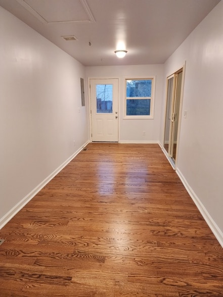 Building Photo - 7106 Grammar Dr