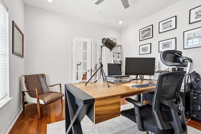 Building Photo - 6119 Durango Bay Ln