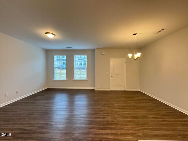 Building Photo - 1409 Irving Hl Dr