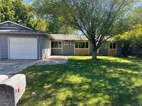 Building Photo - 1760 S Barlow Ln