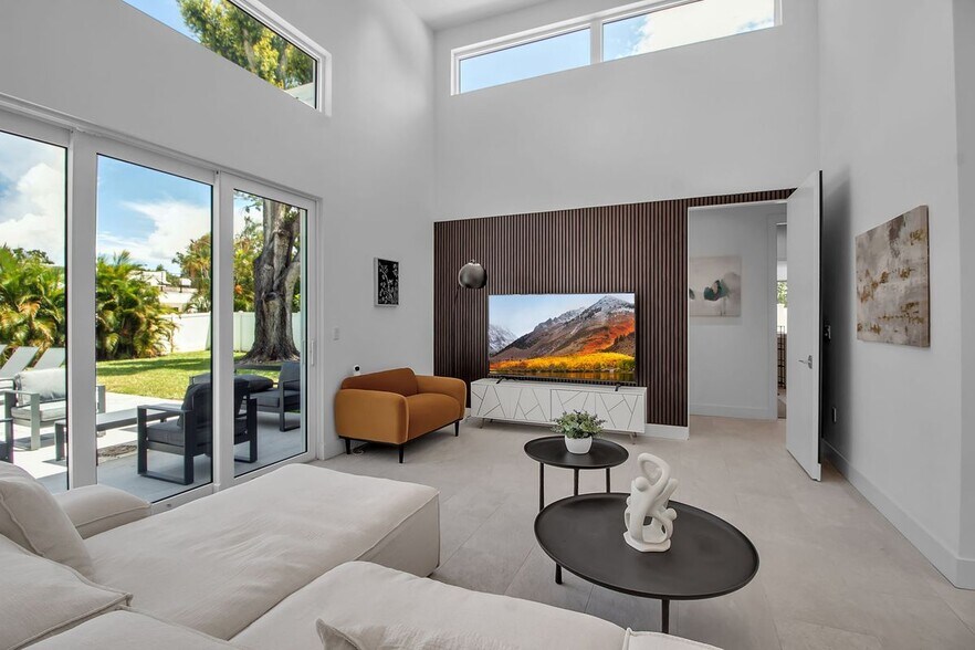 Building Photo - 2231 Wood St