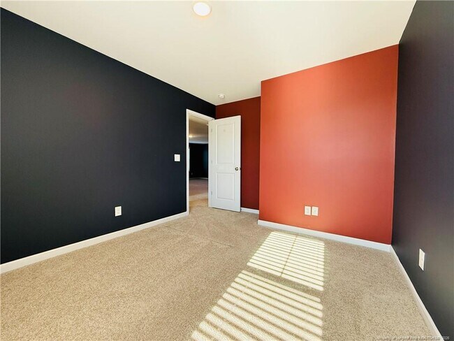 Building Photo - 4029 Racking Horse Rd