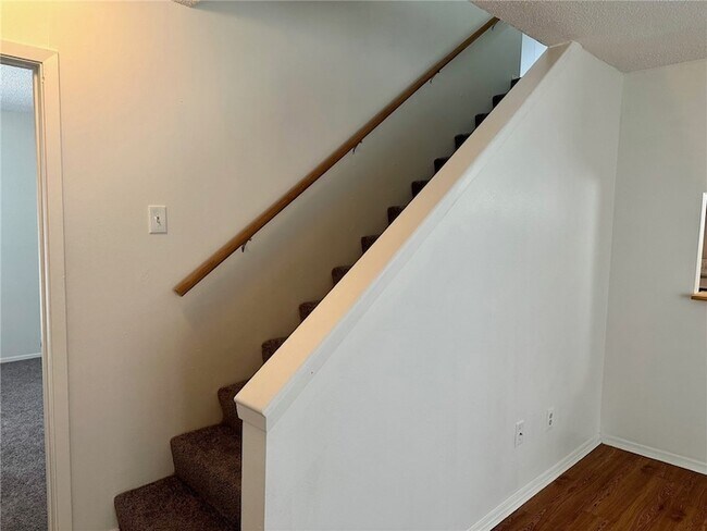 Building Photo - 3202 Cougar Trail
