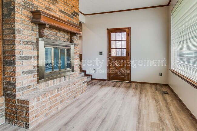 Building Photo - 11304 Ashford Dr