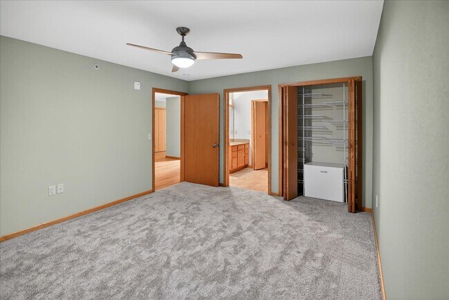 Building Photo - 8206 Starr Grass Dr